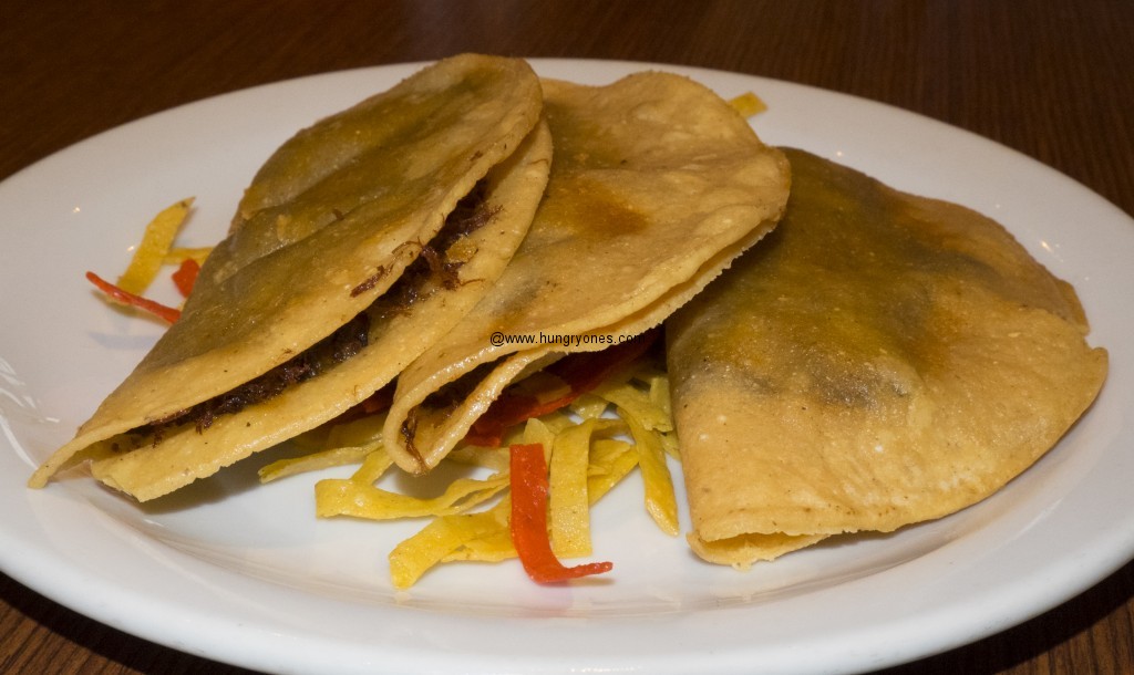 Crispy beef taco.