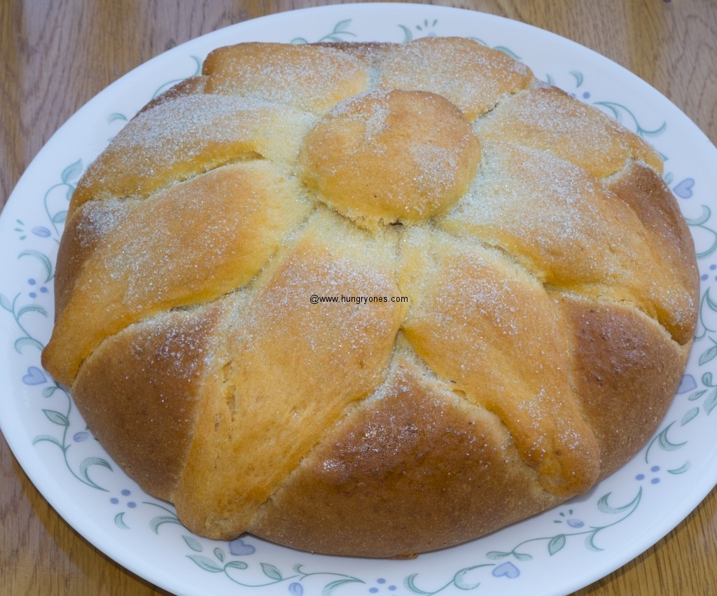 Pan de muerto I bought for 2014.