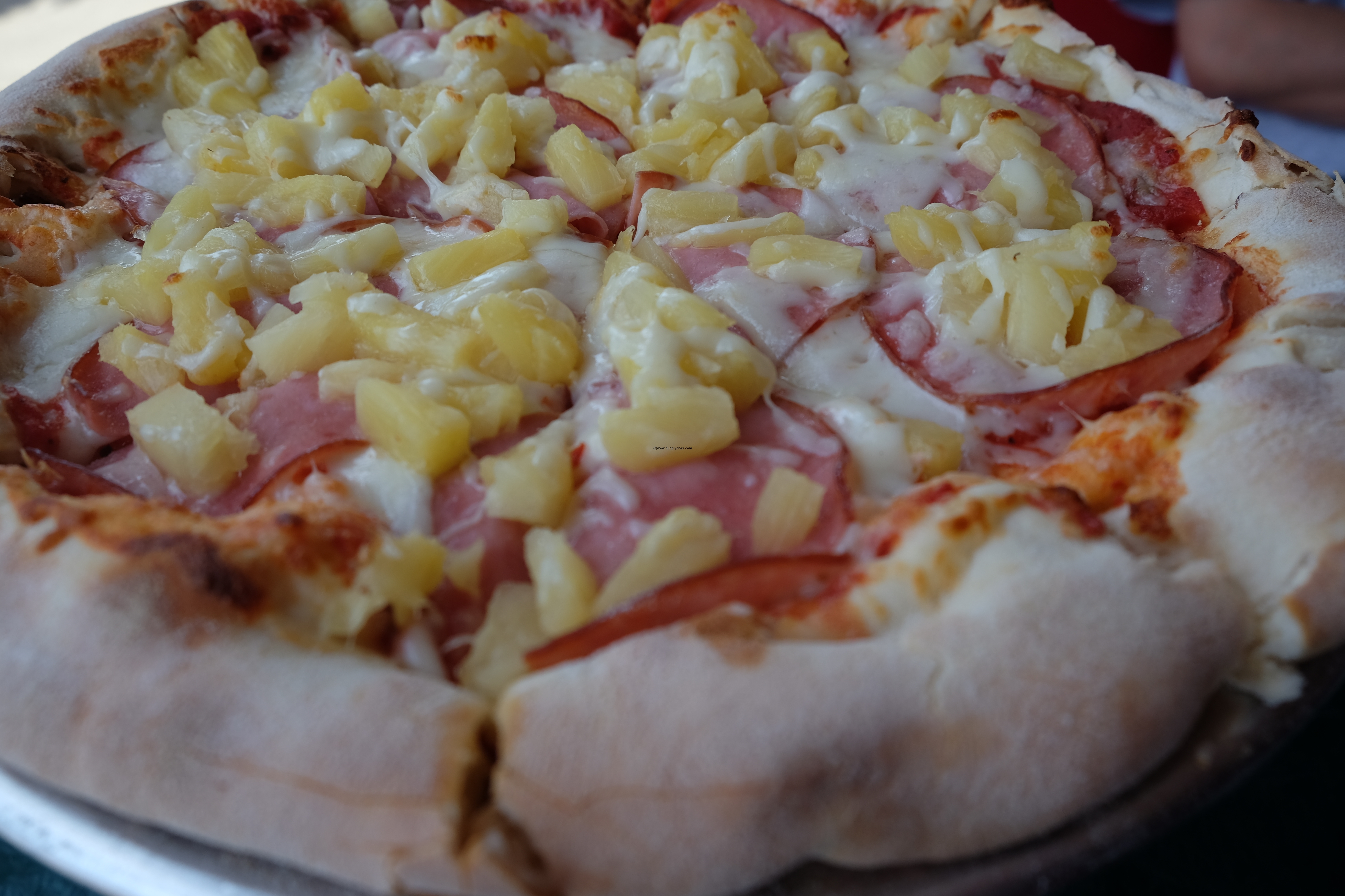 two-guys-pizza-guadalupe3484